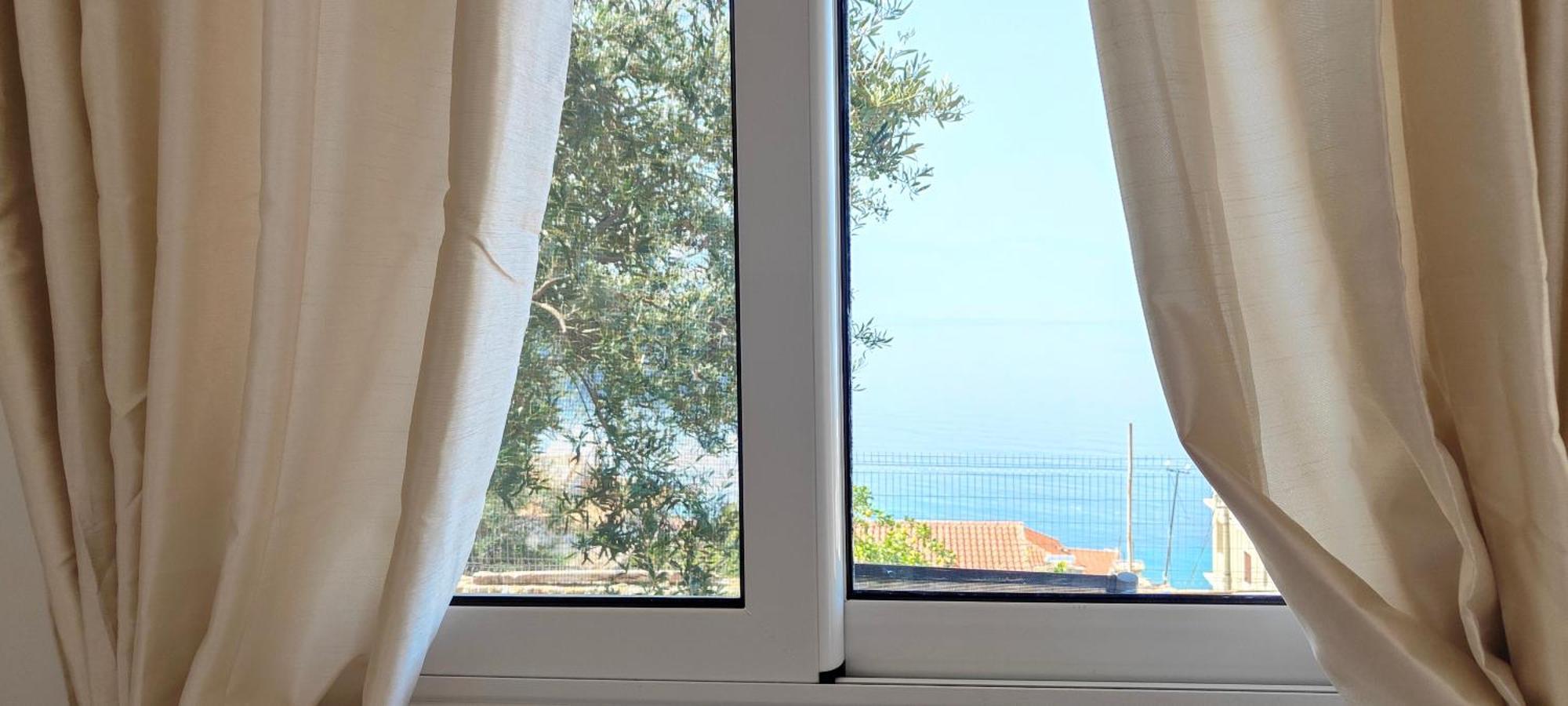 Villa Tato: Horizon Haven With Panoramic Sea Views In Himare. 外观 照片