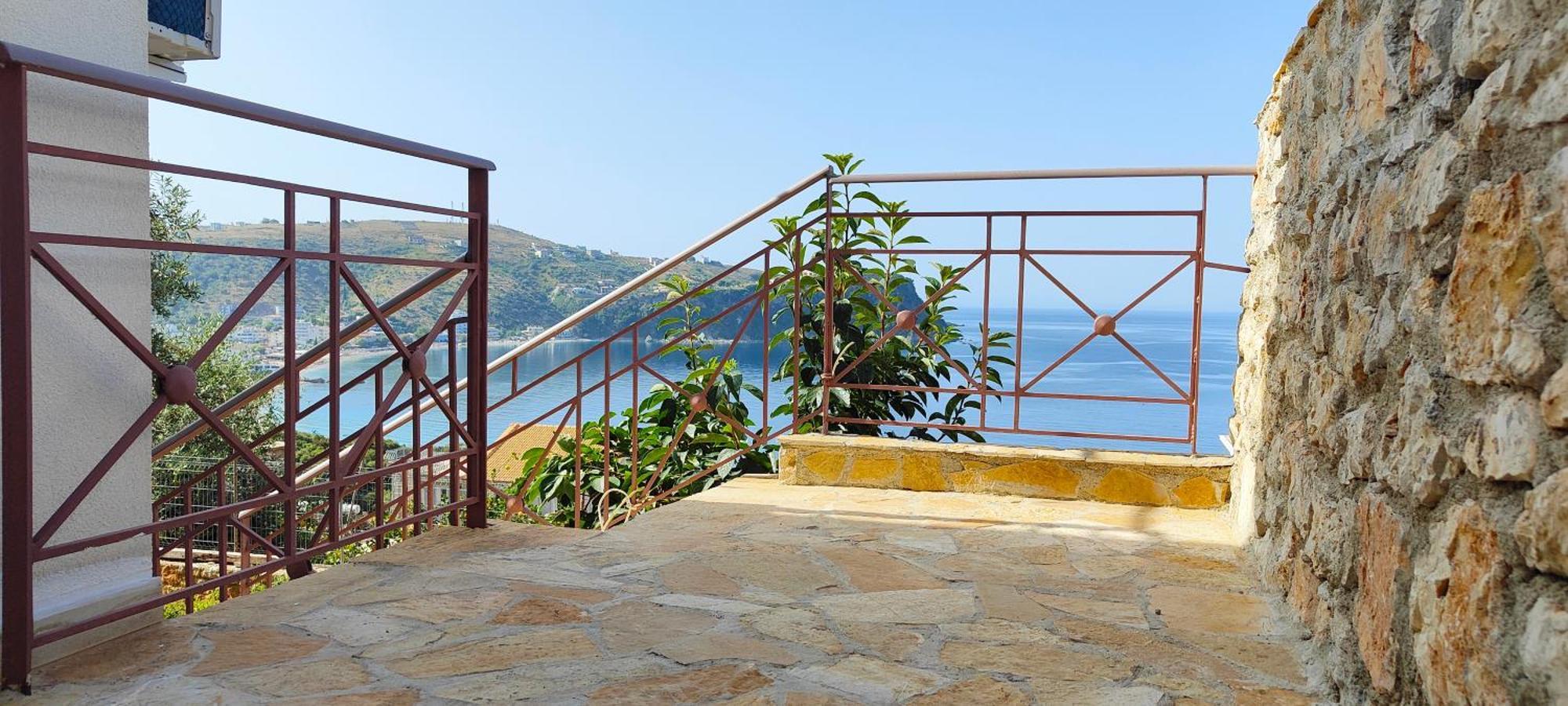 Villa Tato: Horizon Haven With Panoramic Sea Views In Himare. 外观 照片