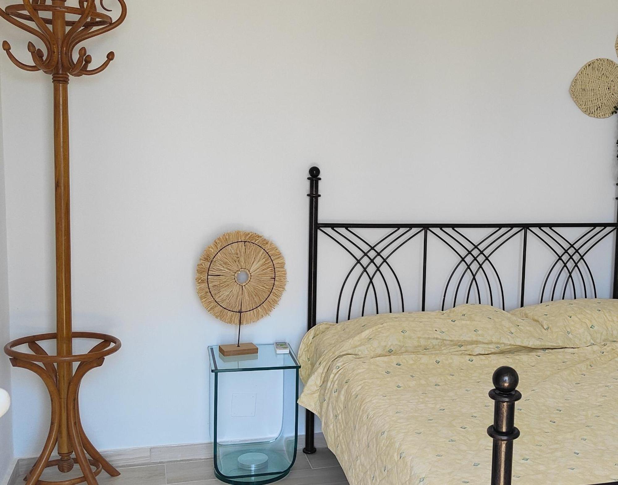 Villa Tato: Horizon Haven With Panoramic Sea Views In Himare. 外观 照片